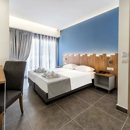 Pollis Otel 4*