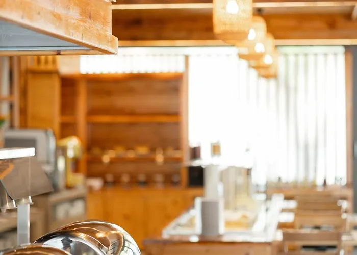 Pollis 4* 赫索尼索斯