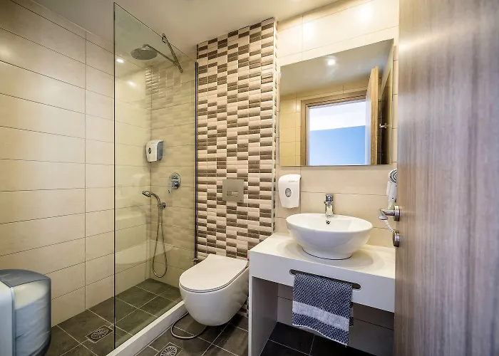 Pollis 4* 赫索尼索斯