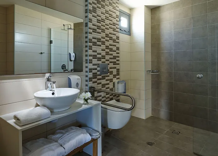 Pollis 酒店 赫索尼索斯