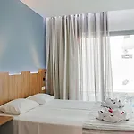 Hotel Pollis 4*