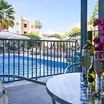 Pollis Hotel 4*
