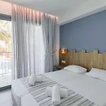 Pollis Hotel