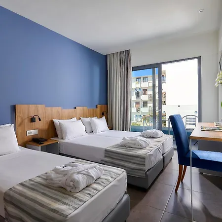 Pollis Херсонісос