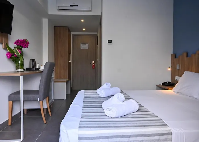 Hotel Pollis Hersonissos (Crete)