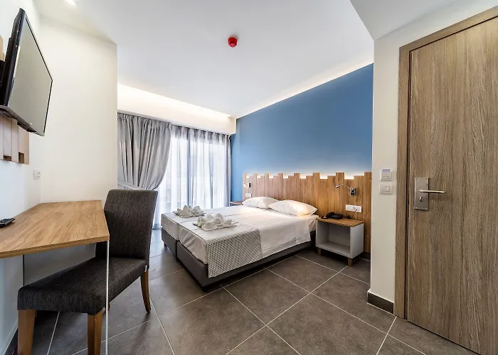 Pollis Hotel Hersonissos (Crete)