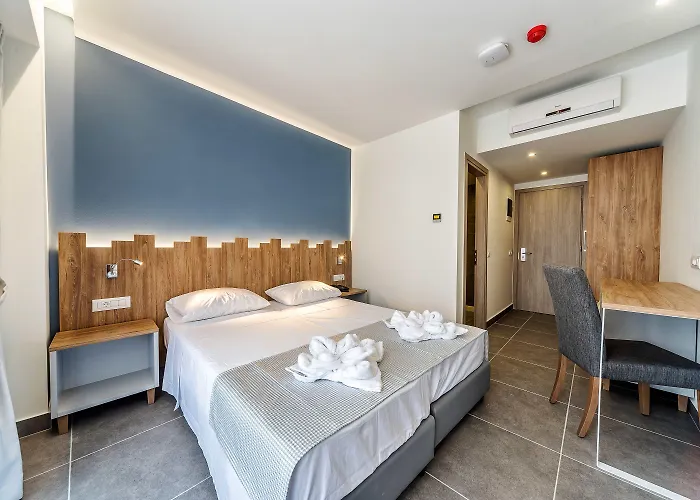 Pollis 4* Hersonissos (Crete)