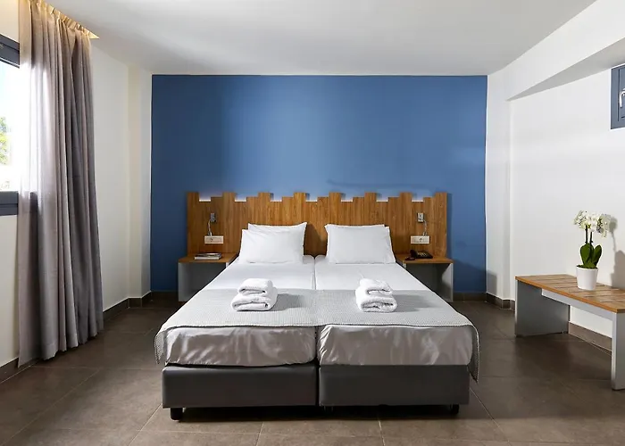 Pollis 4* Hersonissos (Crete)